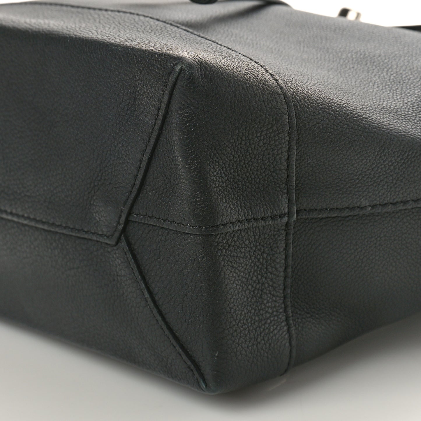 Calfskin Mechanical Flowers Lockme Backpack Black White