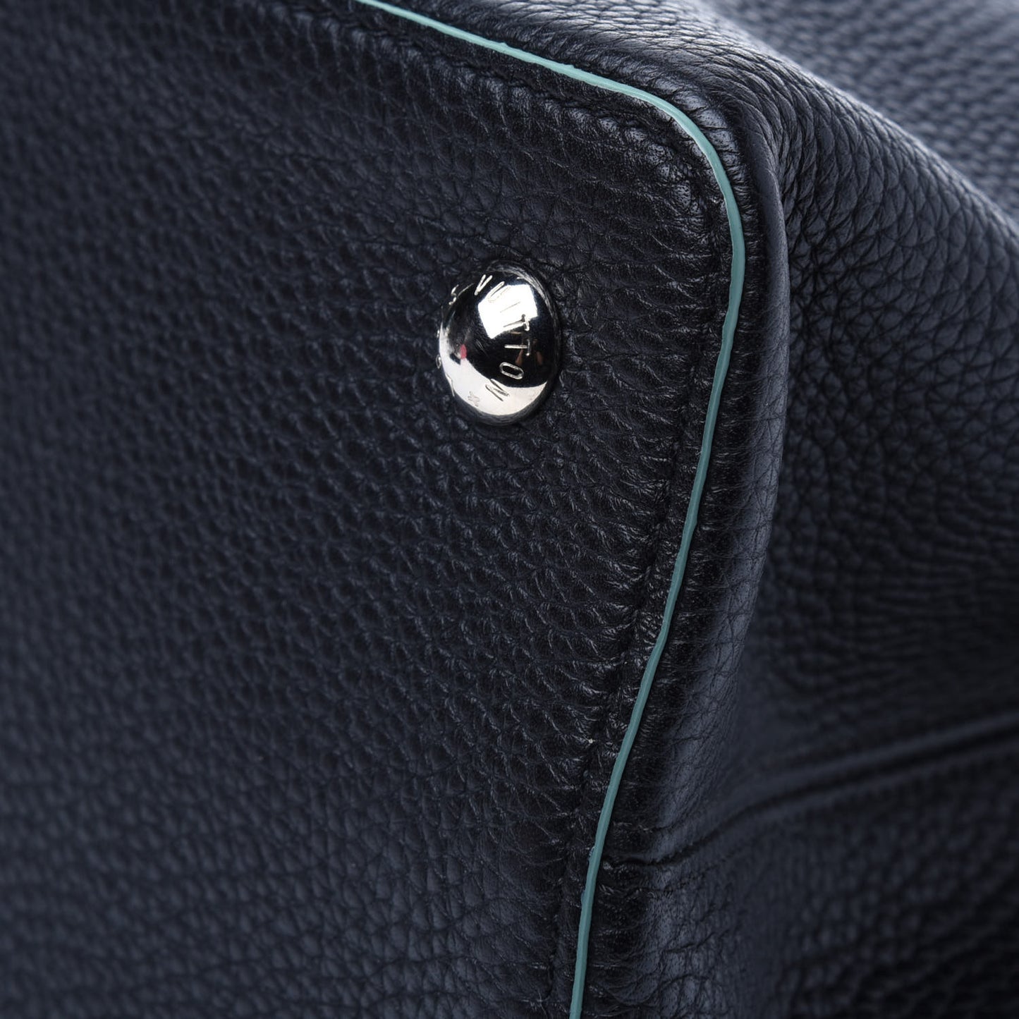 Taurillon Capucines MM Black Turquoise