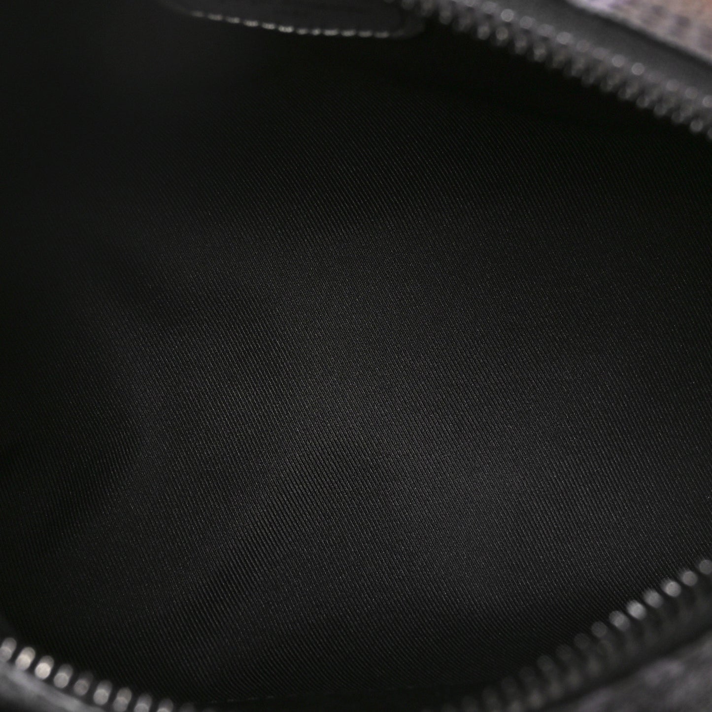LV X YK Monogram Eclipse Keepall Bandouliere 25 Black Silver