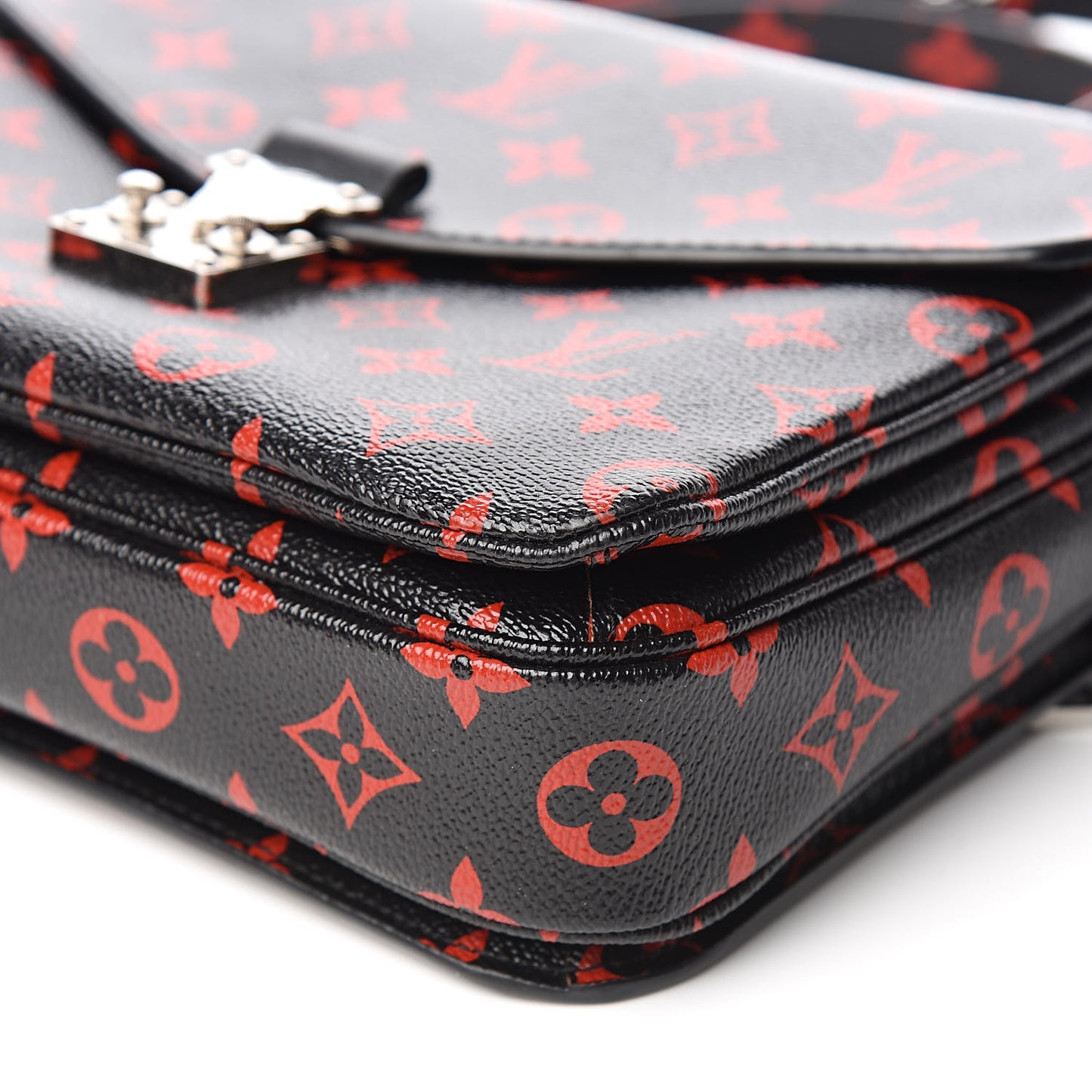 Monogram Infrarouge Pochette Metis