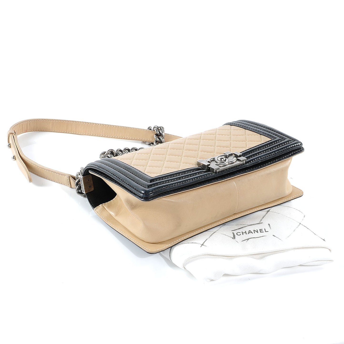 Lambskin Quilted Medium Boy Flap Beige Black