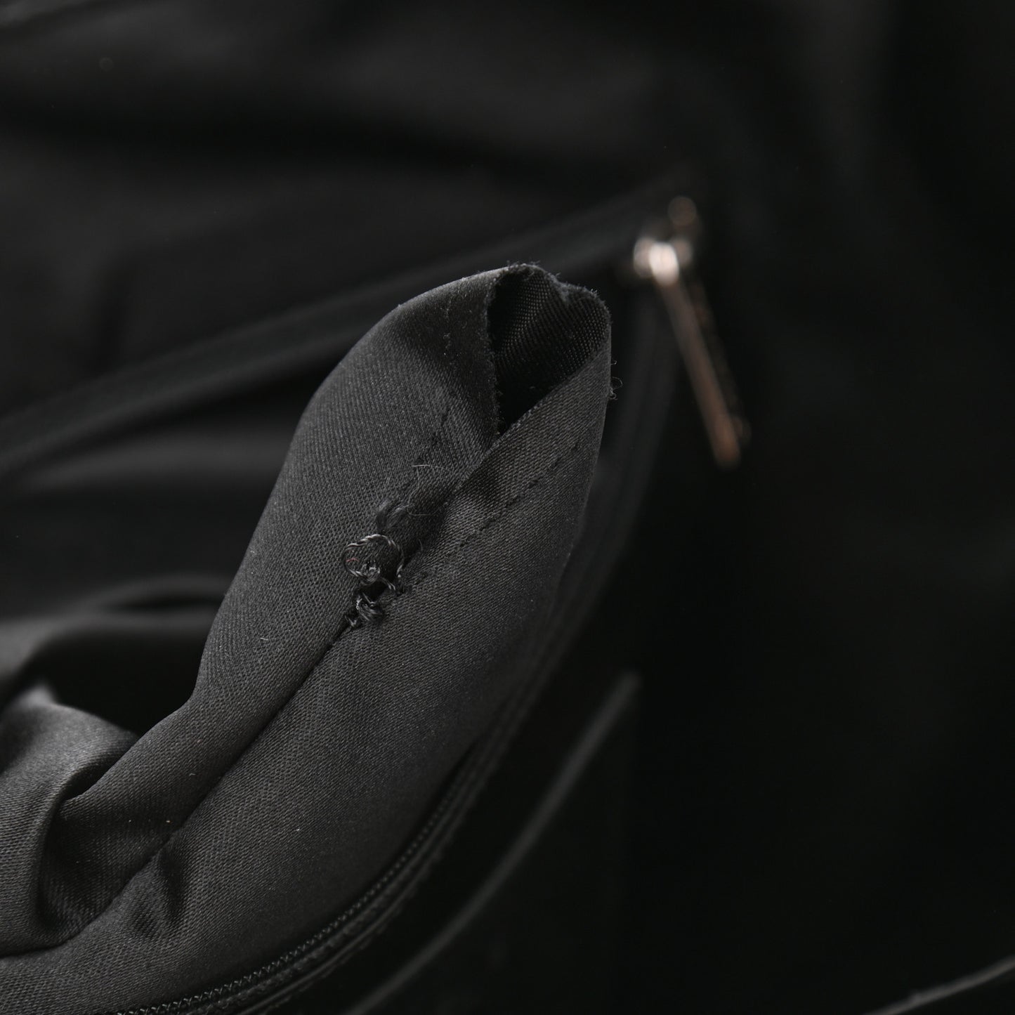 Glazed Calfskin Large On The Road Large Frame Tote Black