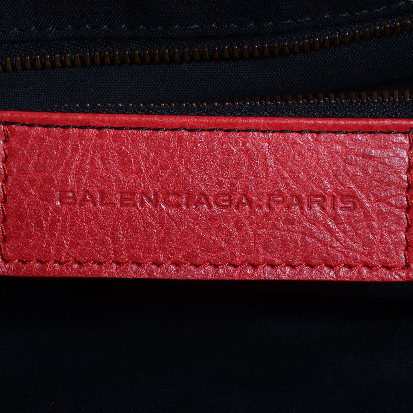 Agneau Classic Hardware Day Hobo Rouge Cardinal