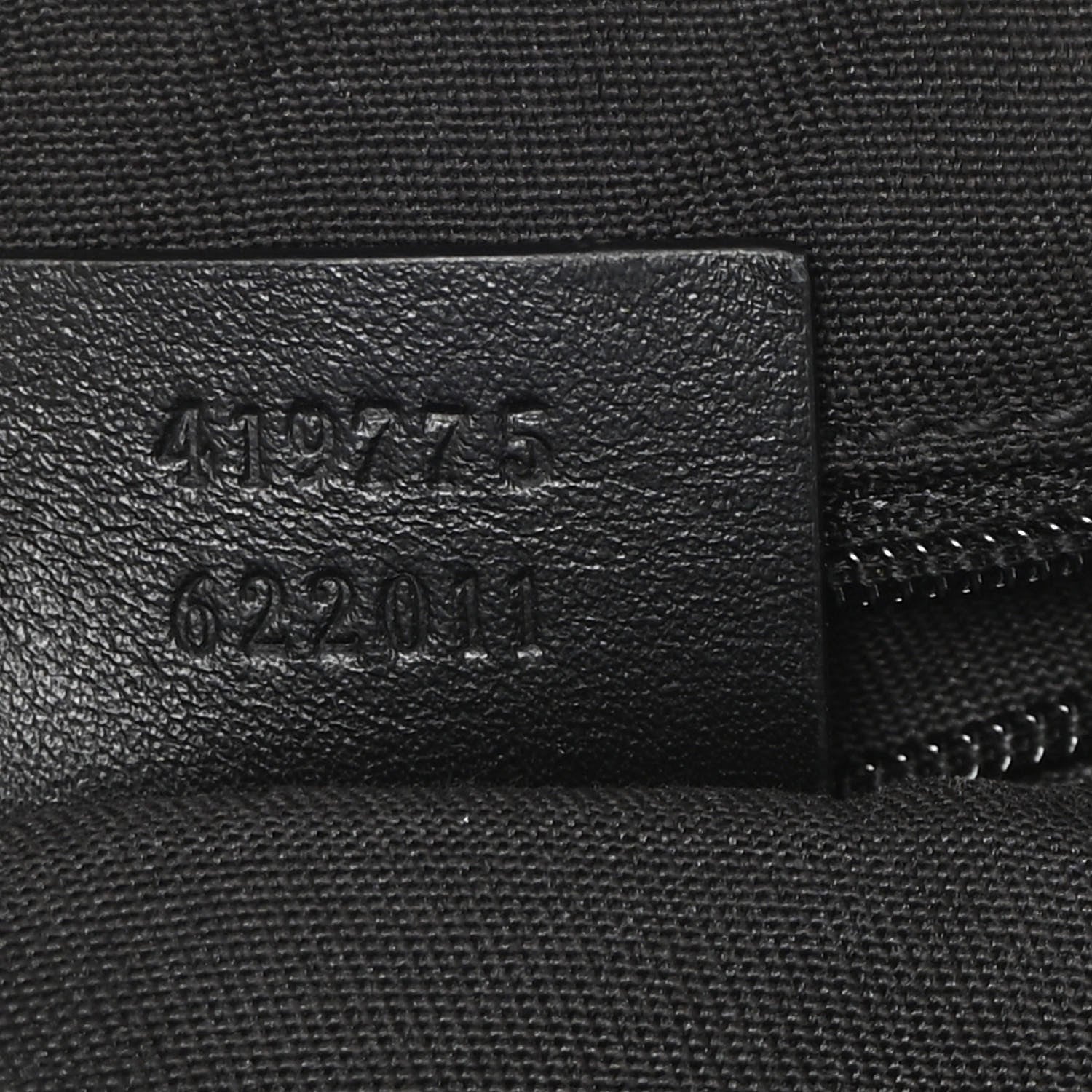 Gucci Microguccissima Toiletry Case Black 7 of 14