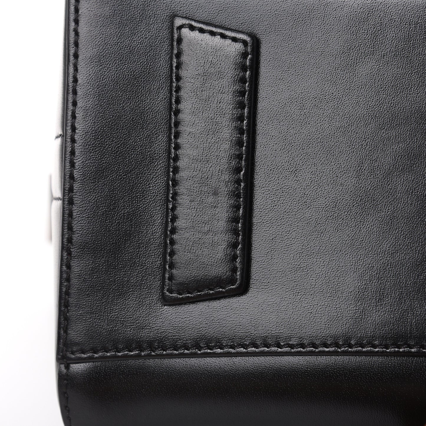 Shiny Lord Calfskin Small Antigona Black