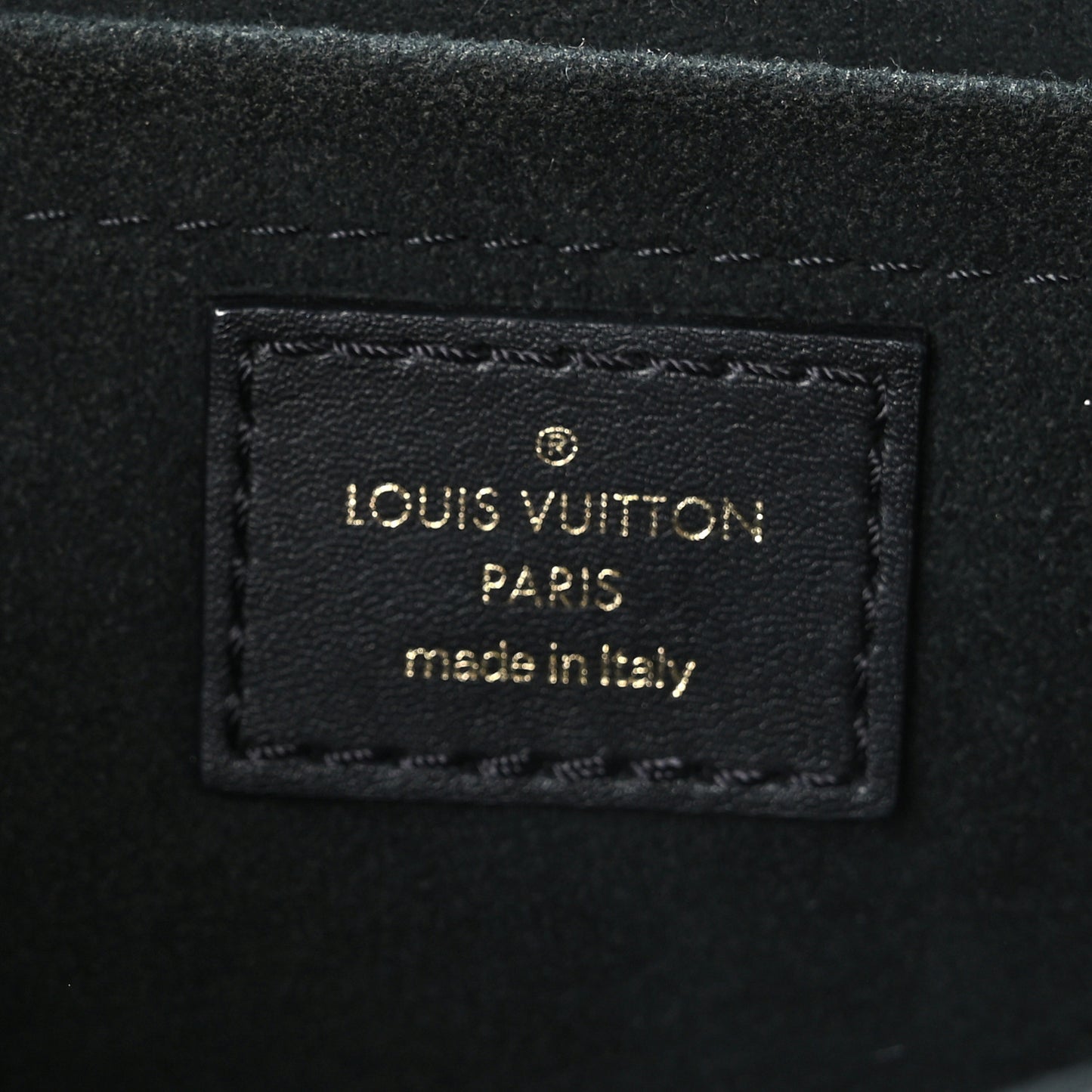 Calfskin New Wave Chain MM Black
