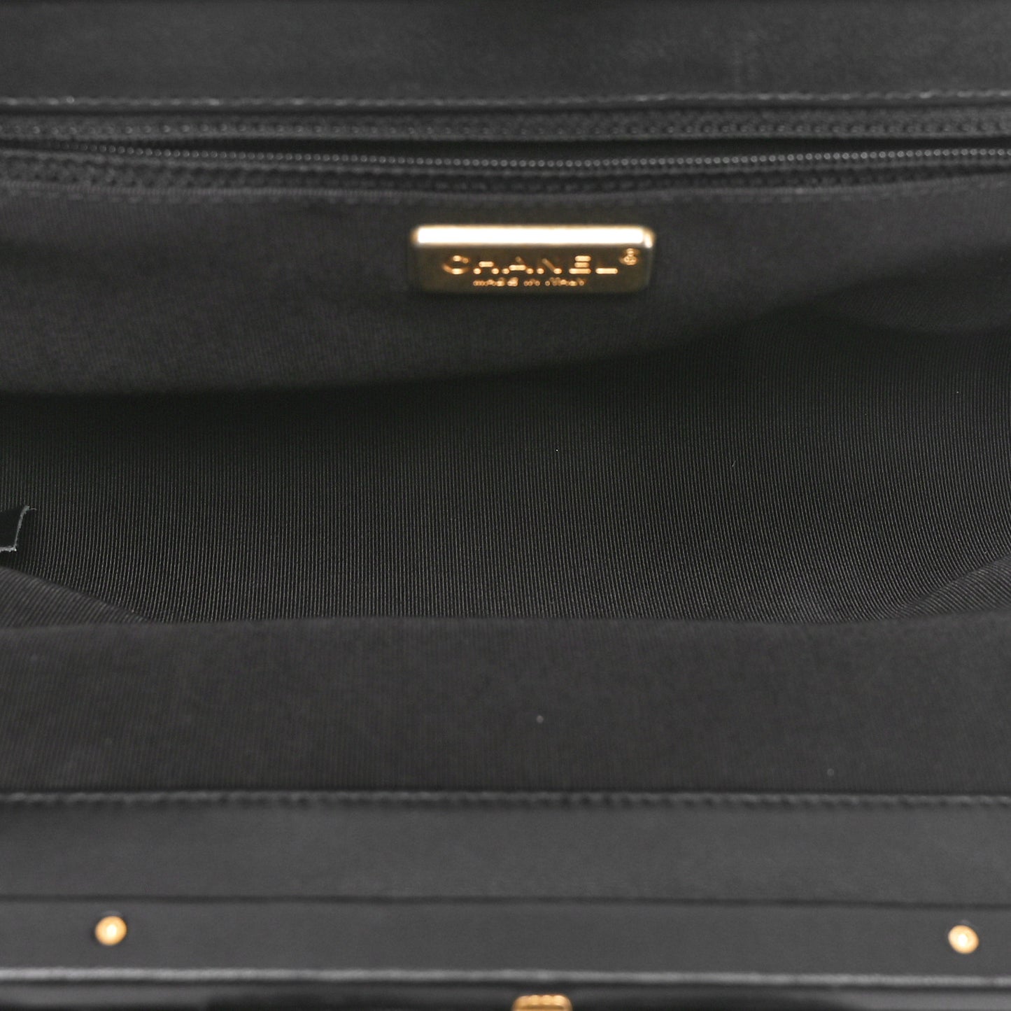 Lambskin Chain Kiss Lock Clutch Black