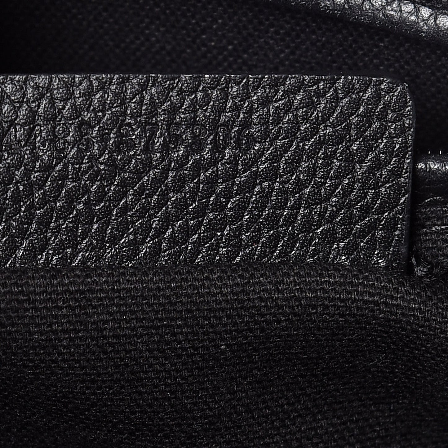 Pebbled Calfskin Small Skull Padlock Zip Around Tote Black