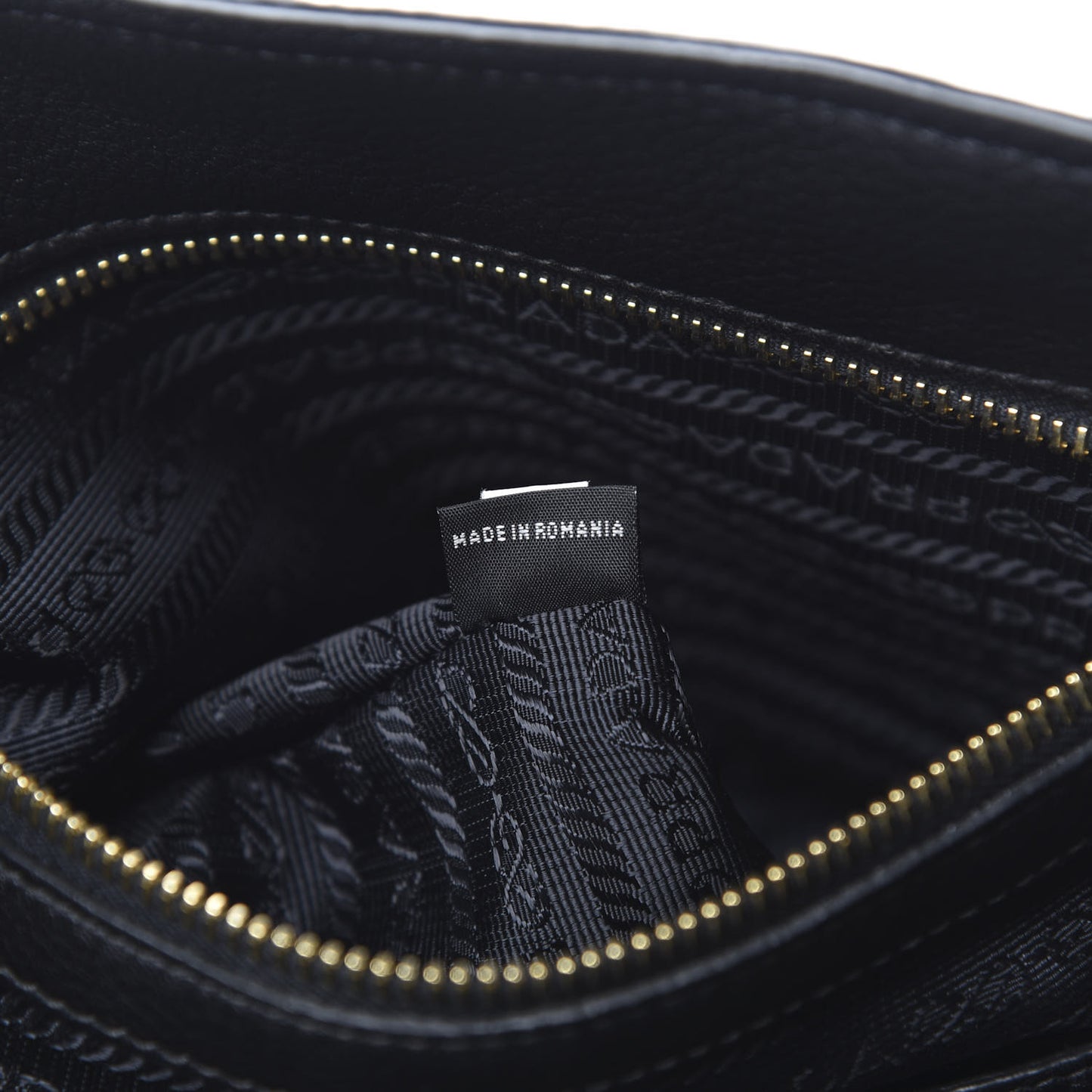 Vitello Daino Tote Black