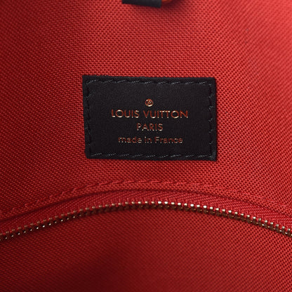 Louis Vuitton Reverse Monogram Giant Onthego MM 7 of 9