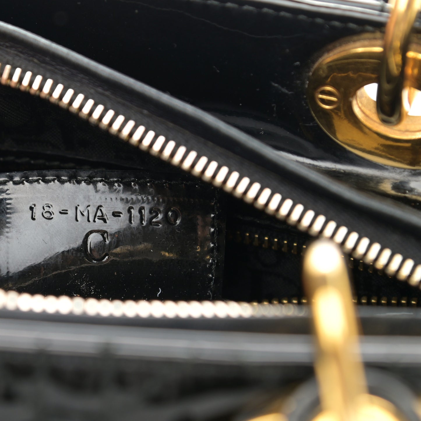 Patent Cannage Medium Lady Dior Black