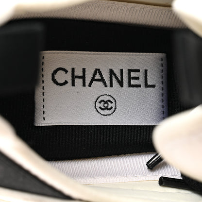 Chanel Velvet Calfskin Mixed Fibers CC Sneakers 39 Ivory Black 7 of 9