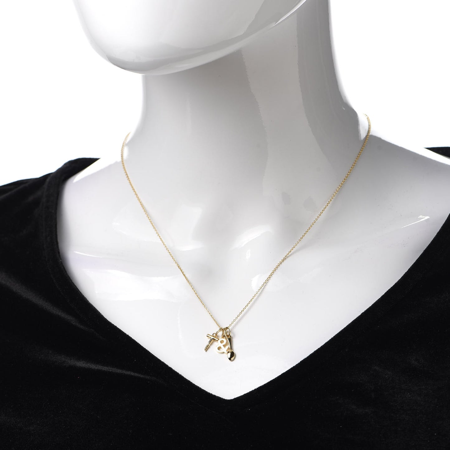 18K Yellow Gold Wine and Dine Pendant Necklace