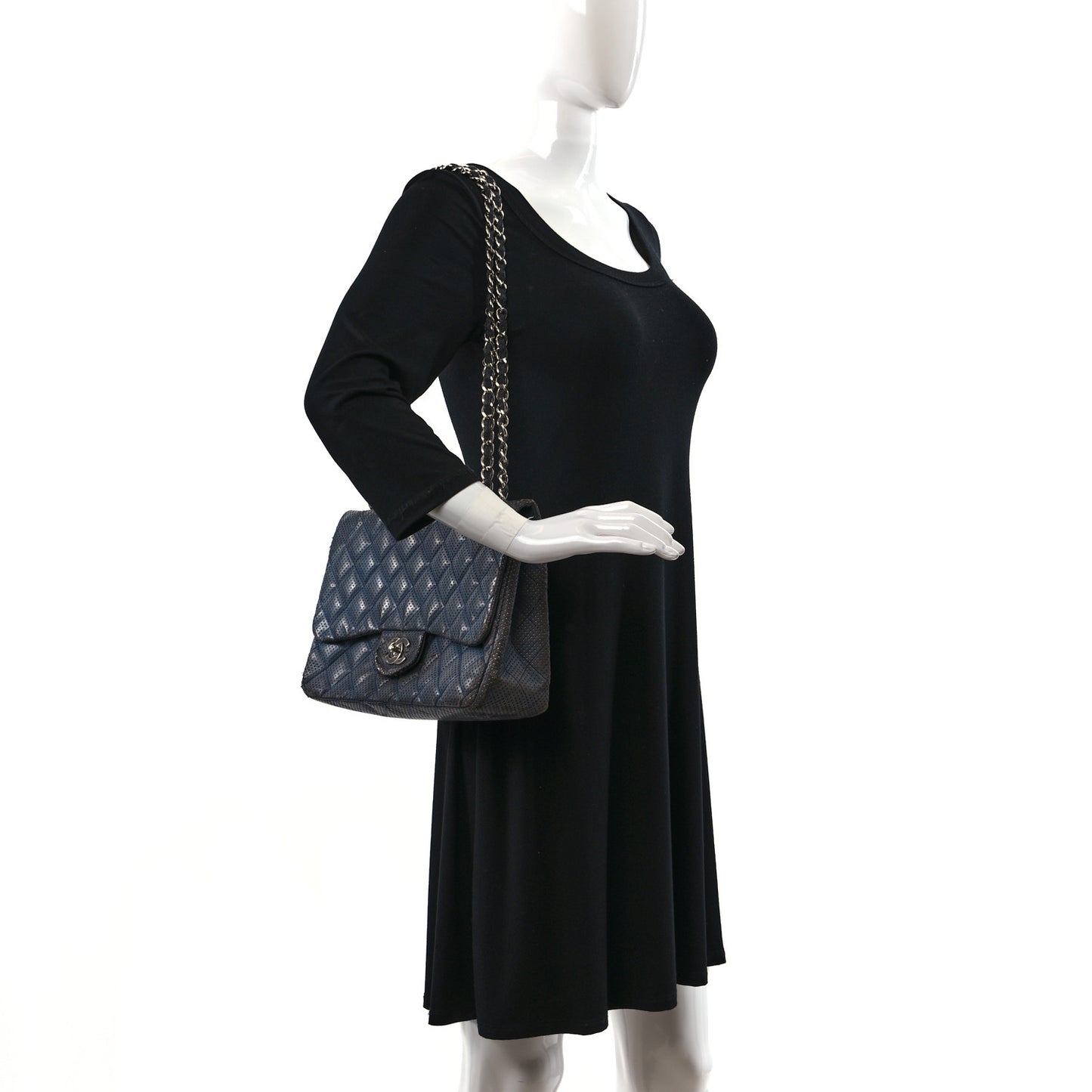 Lambskin Perforated Jumbo Single Flap Blue