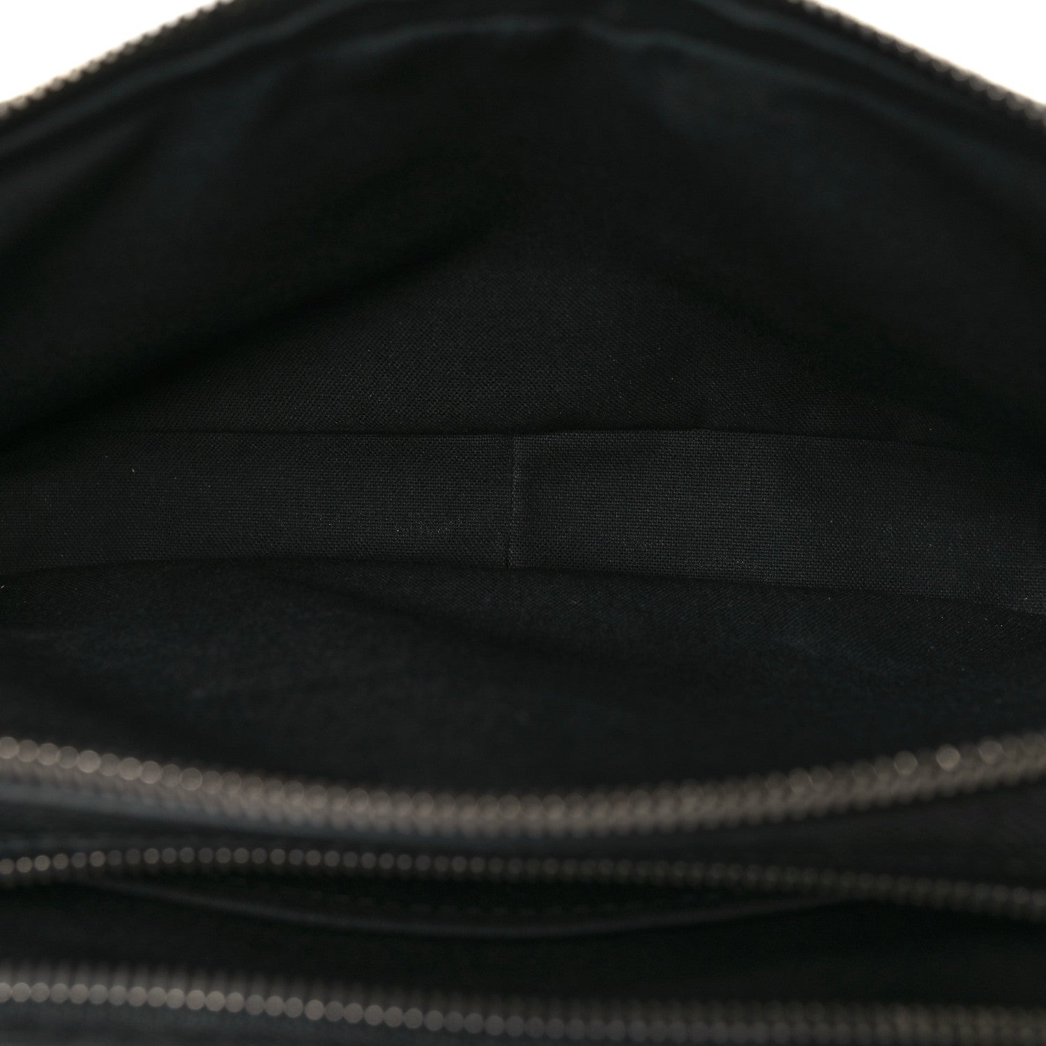 Louis Vuitton Taiga Pavel Ardoise 6 of 9