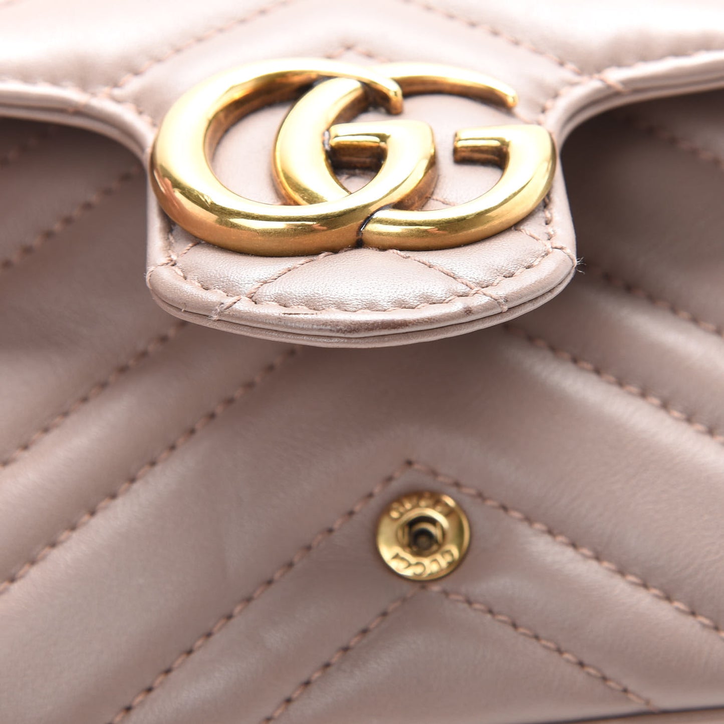 Calfskin Matelasse Super Mini GG Marmont Shoulder Bag Porcelain Rose