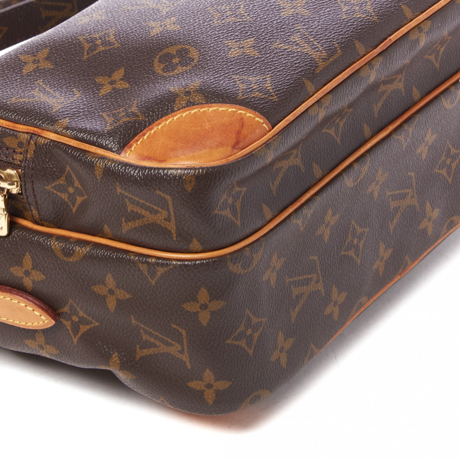 Louis Vuitton Monogram Nil 28 5 of 9