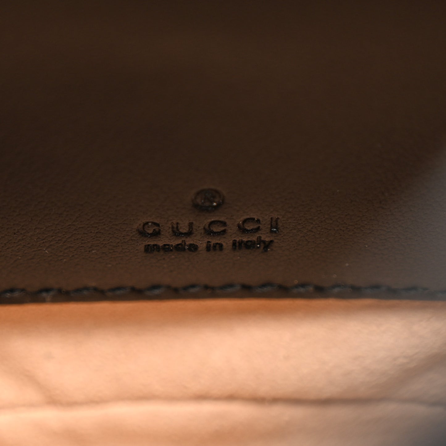 Calfskin Matelasse Mini GG Marmont 2.0 Bucket Bag Black