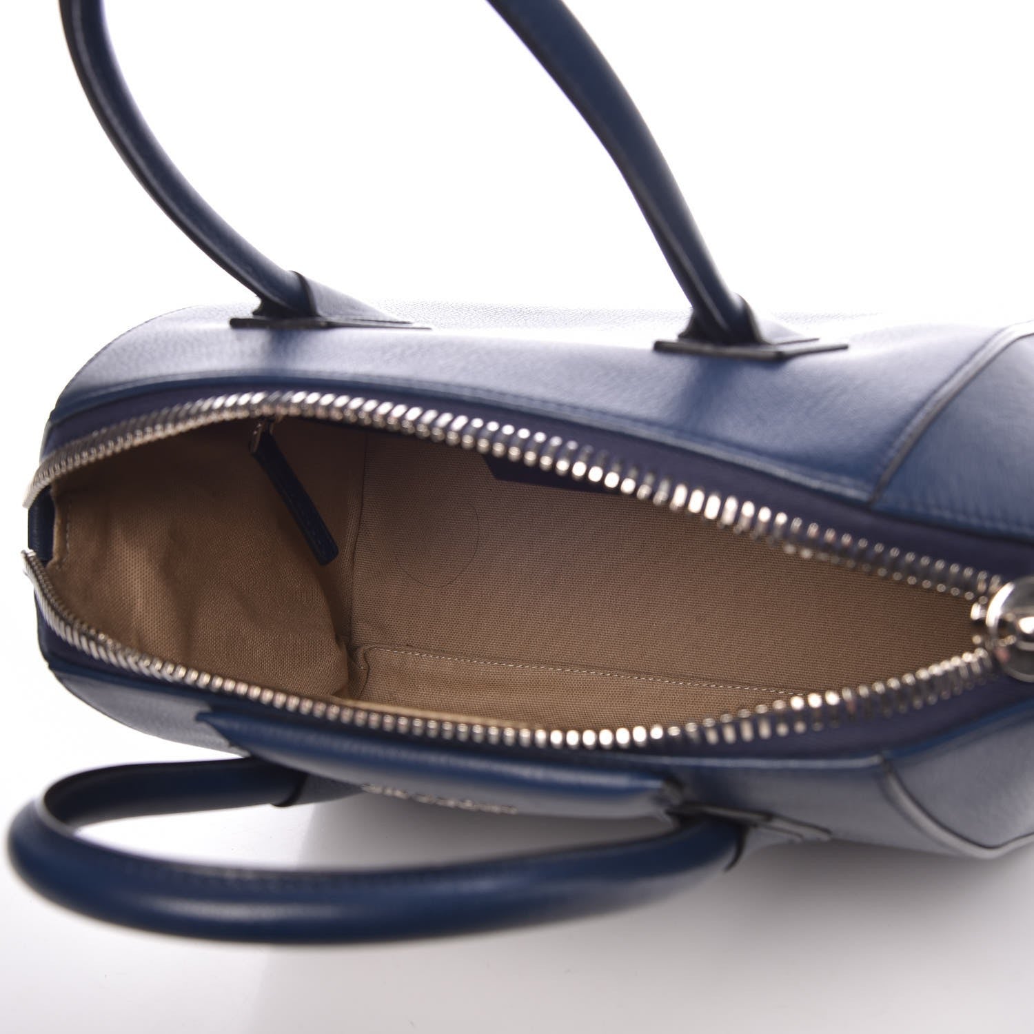Givenchy Sugar Goatskin Small Antigona Navy 5 of 11