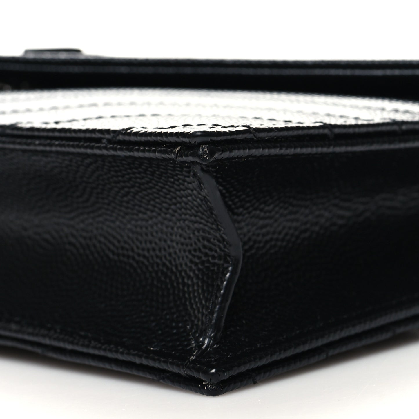 Grain De Poudre Matelasse Chevron Monogram Monochrome Envelope Chain Wallet Black