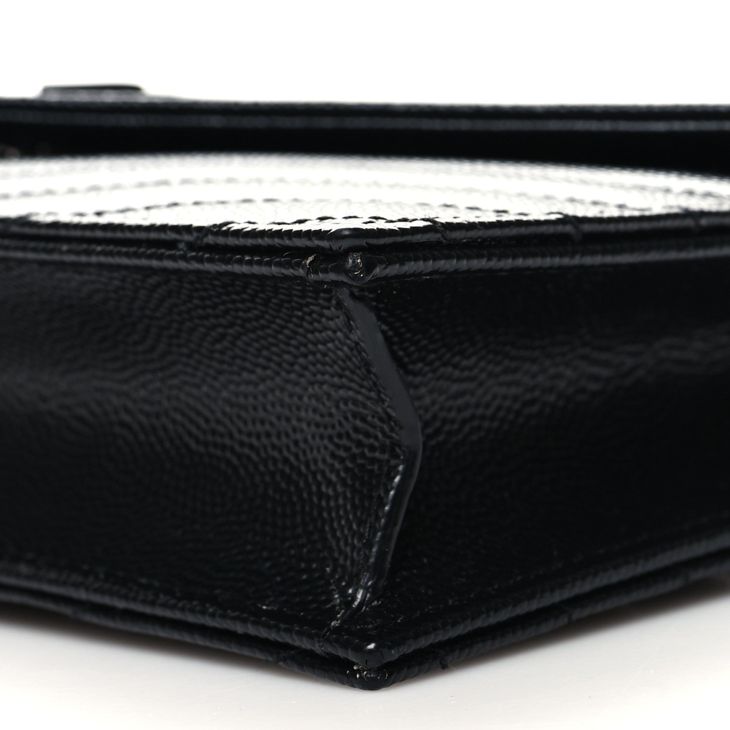 Saint Laurent Grain De Poudre Matelasse Chevron Monogram Monochrome Envelope Chain Wallet Black 11 of 11