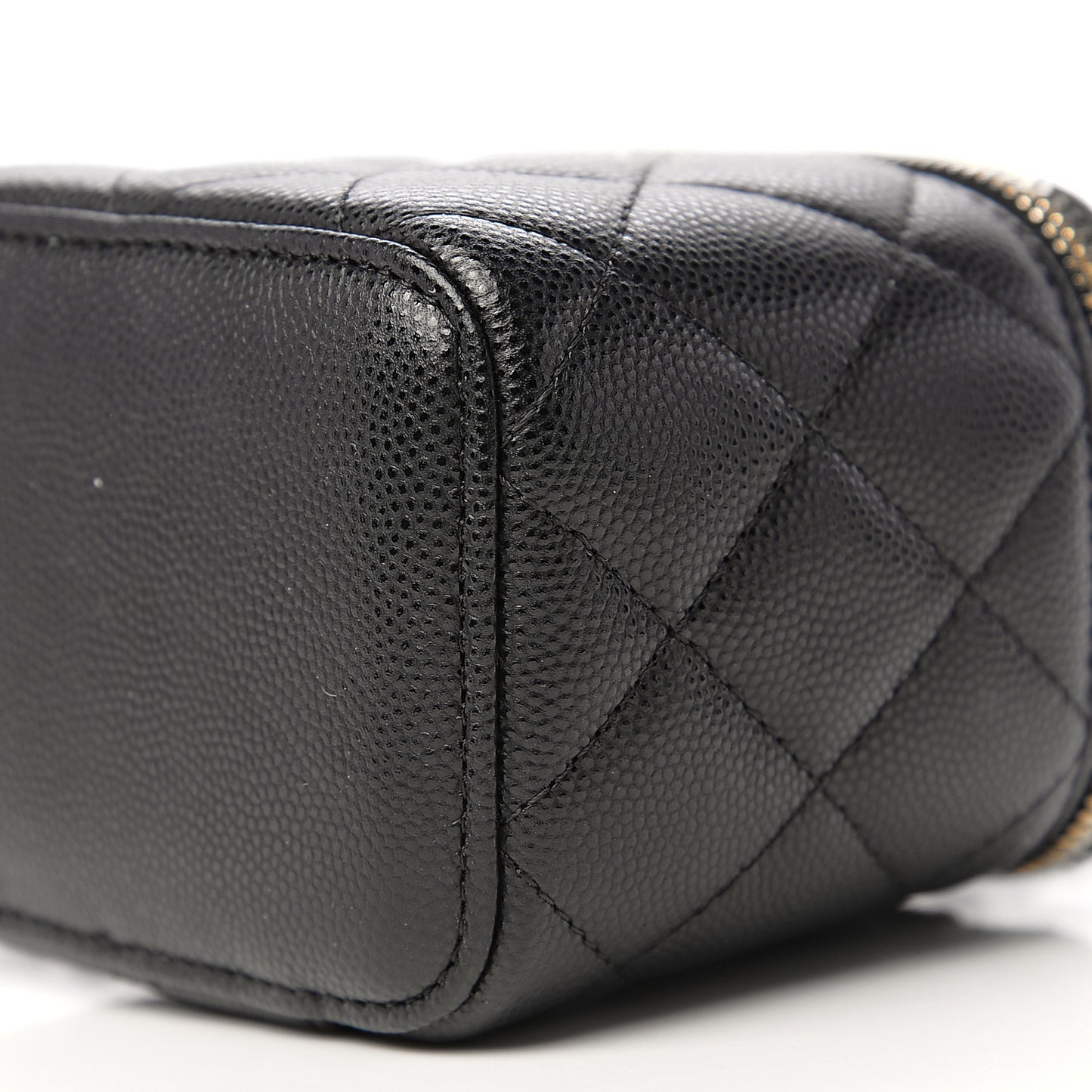 Caviar Quilted Mini Vanity Case With Chain Black