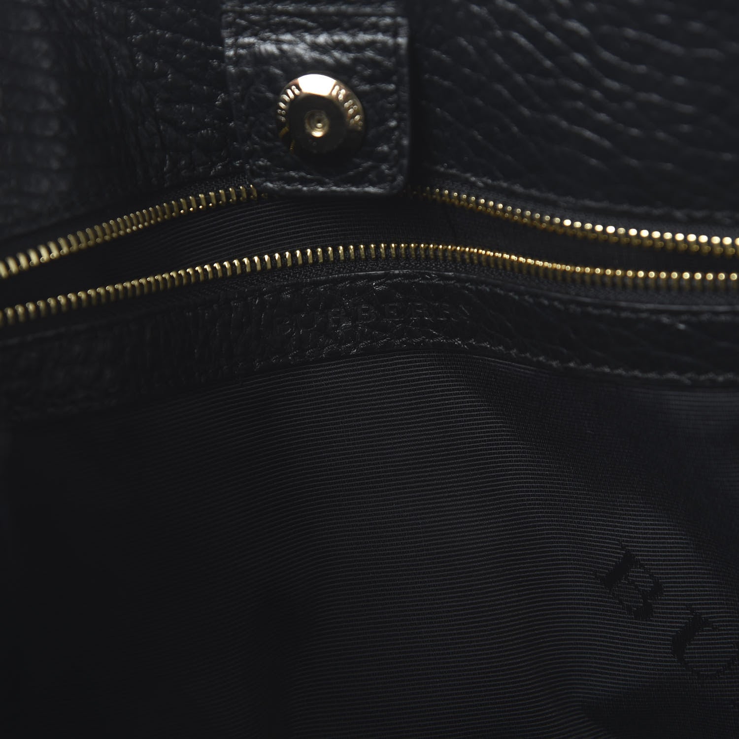 Burberry Signature Grain Medium Woodbury Tote Black 8 of 9