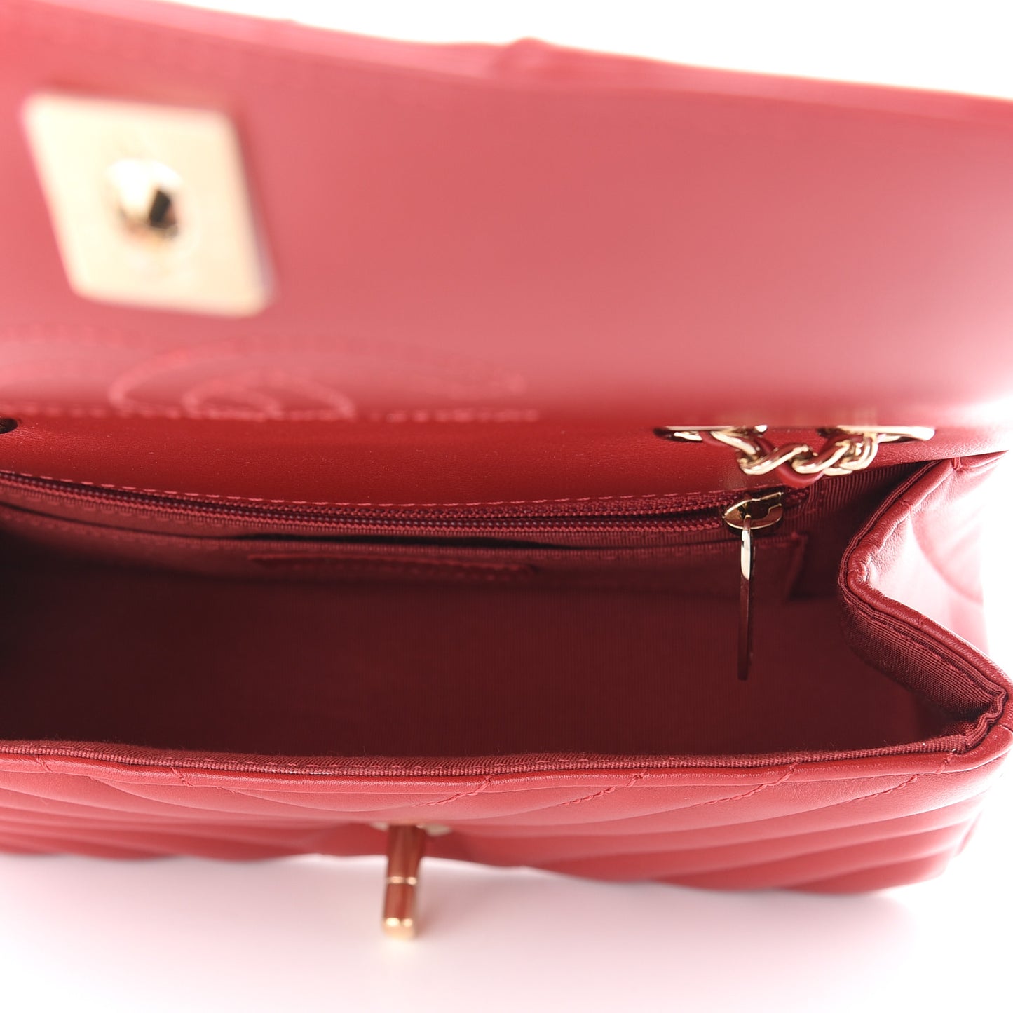 Calfskin Chevron Quilted Mini Statement Flap Red