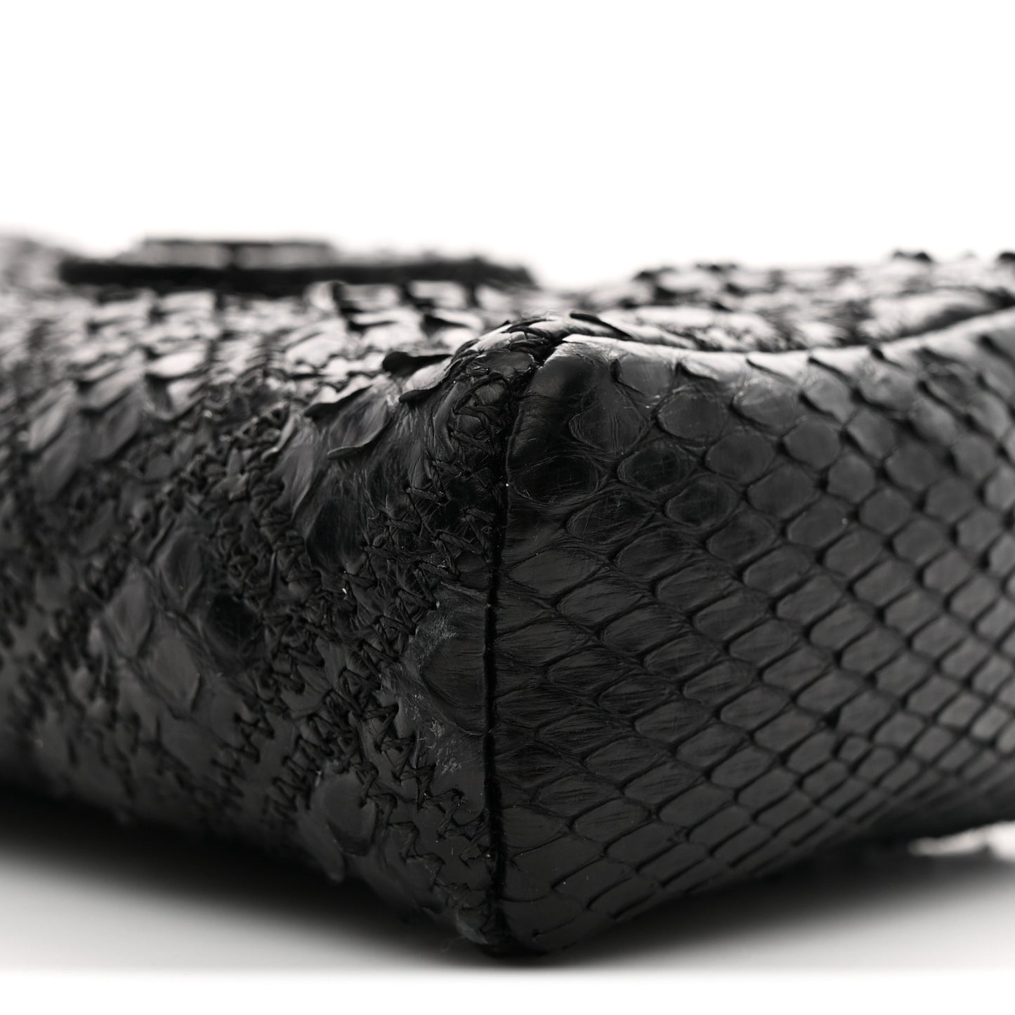 Snakeskin Quilted Phone Holder Clutch Black