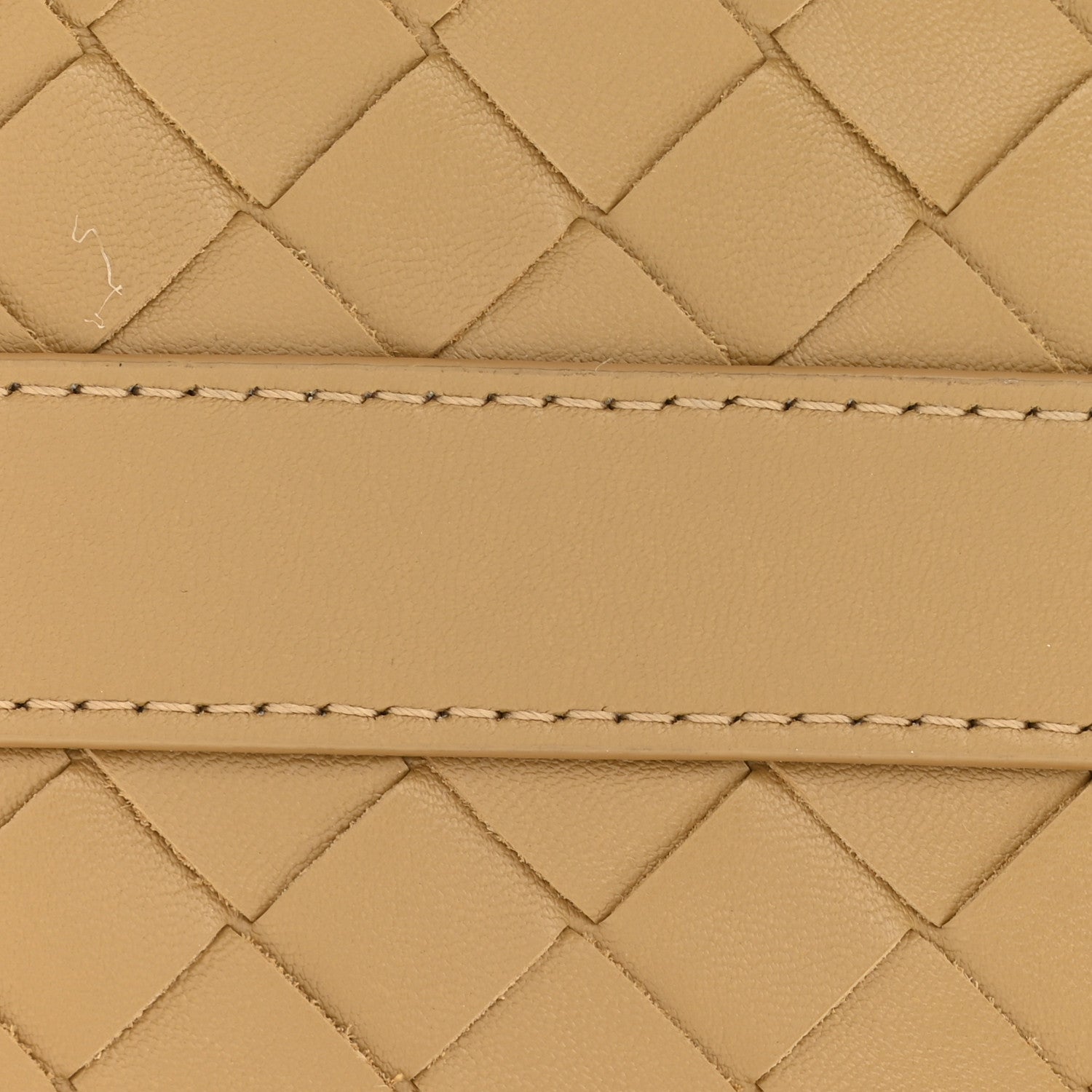 Bottega Veneta Calfskin Nappa Intrecciato Candy Wallace Dark Praline 11 of 12