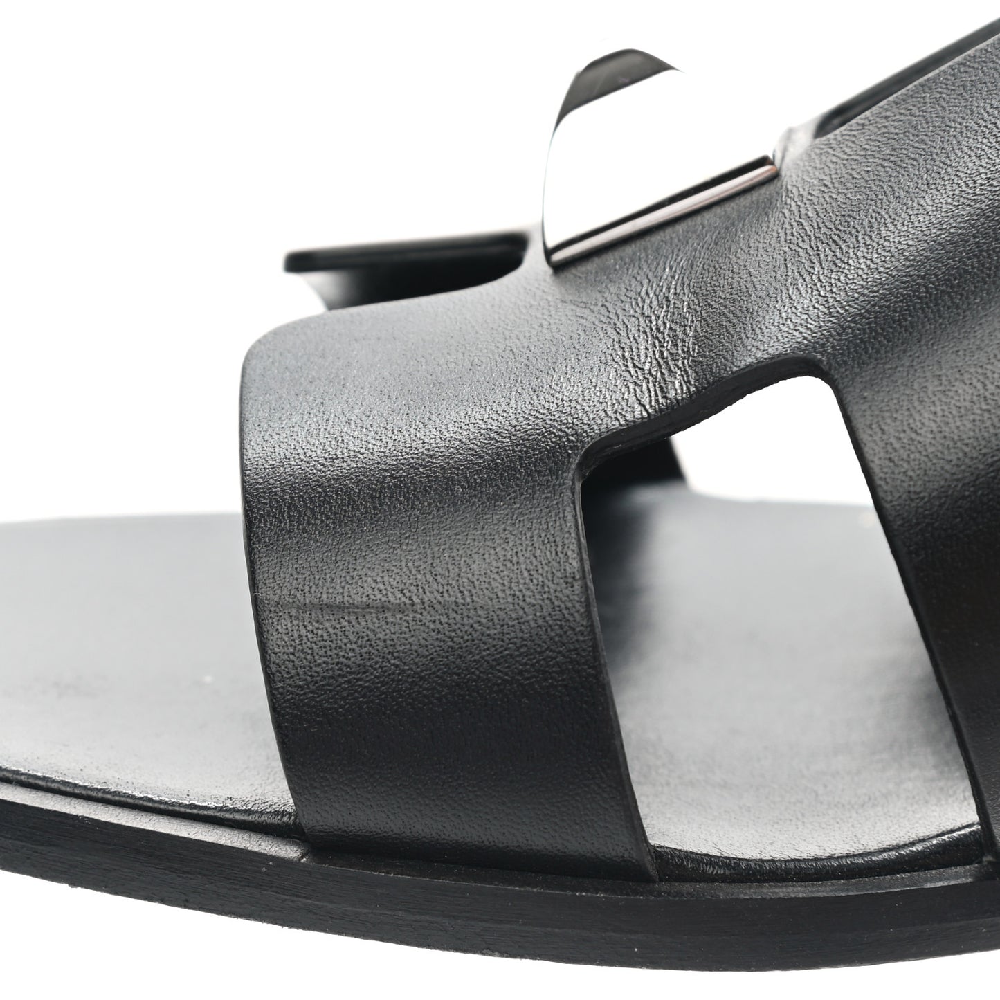 Box Calfskin Clous Pyramide Oran Sandals 37 Black
