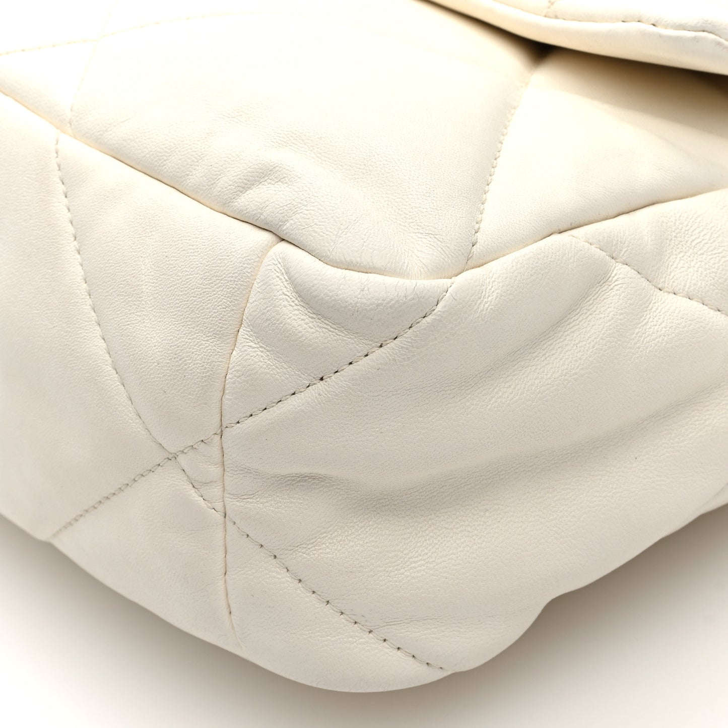 Lambskin Quilted Large Chanel 19 Flap White