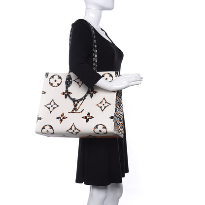Louis Vuitton Monogram Giant Jungle Onthego GM Ivory 2 of 10
