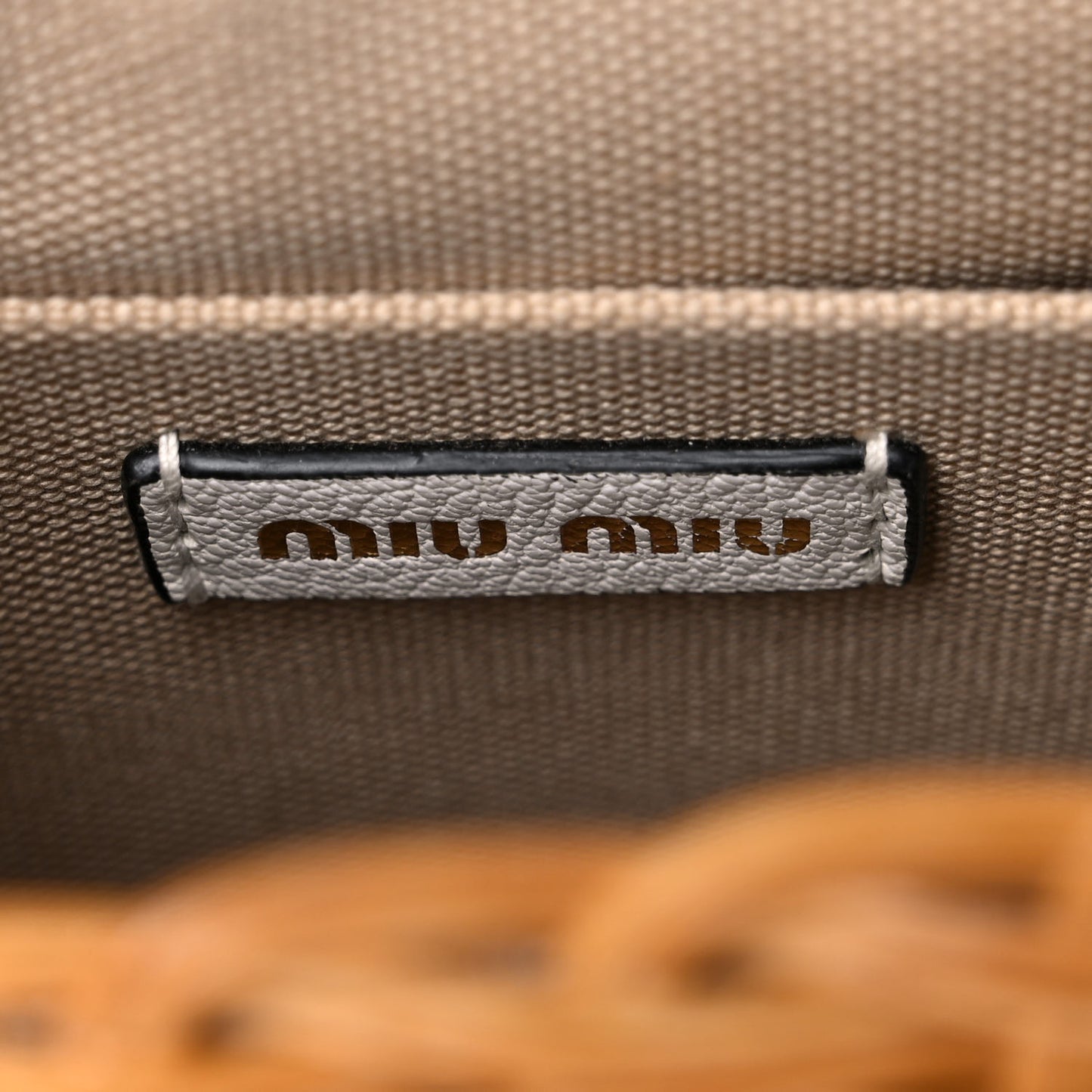 City Calfskin Wicker Midollino Bag White