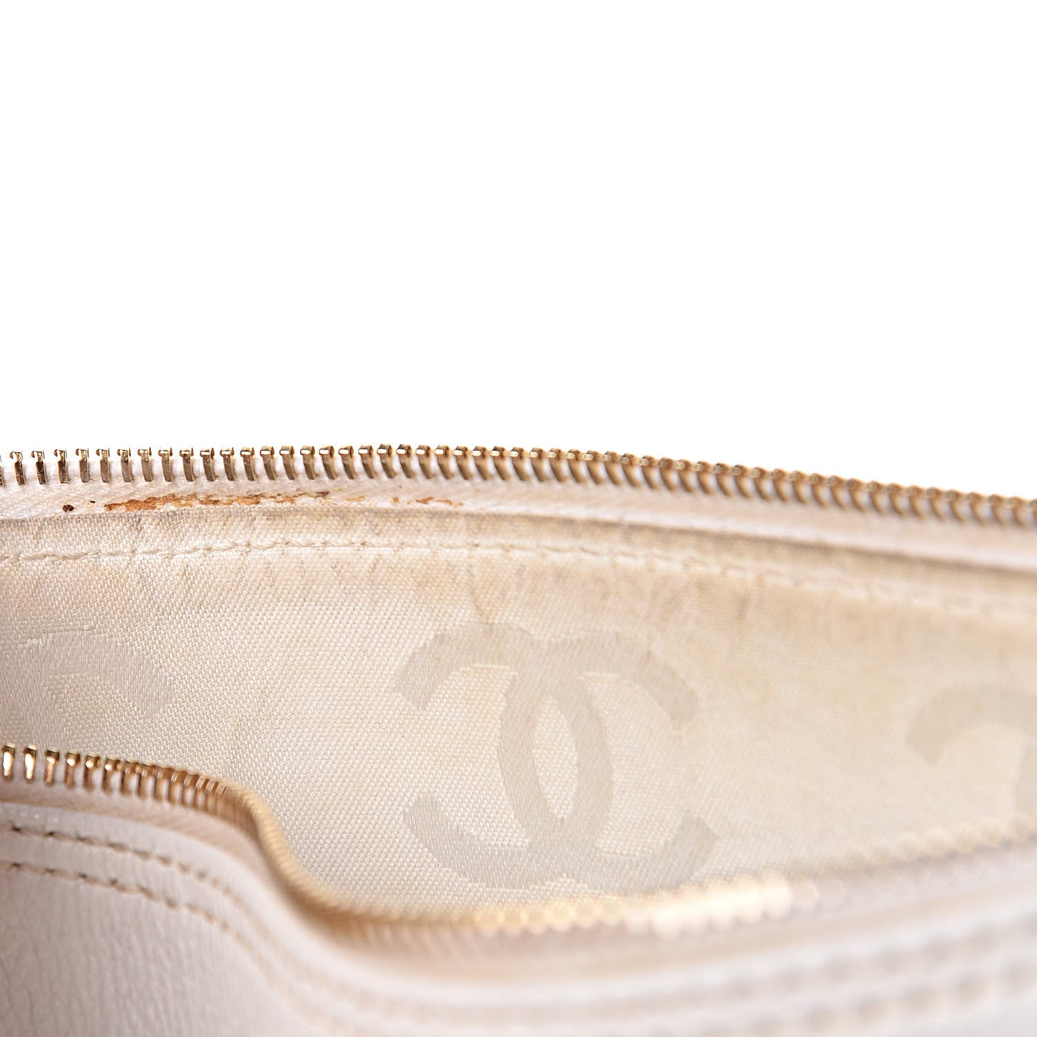 Chanel Grained Calfskin CC Shoulder Bag White 8 of 15