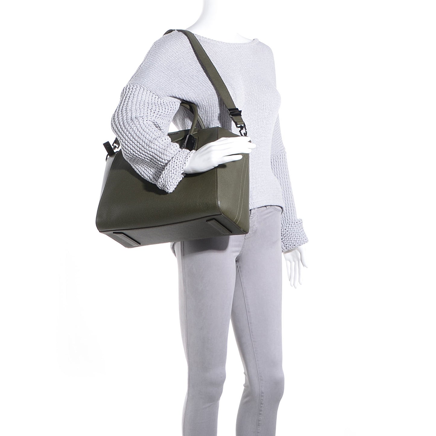 Grained Calfskin Medium Antigona Grey