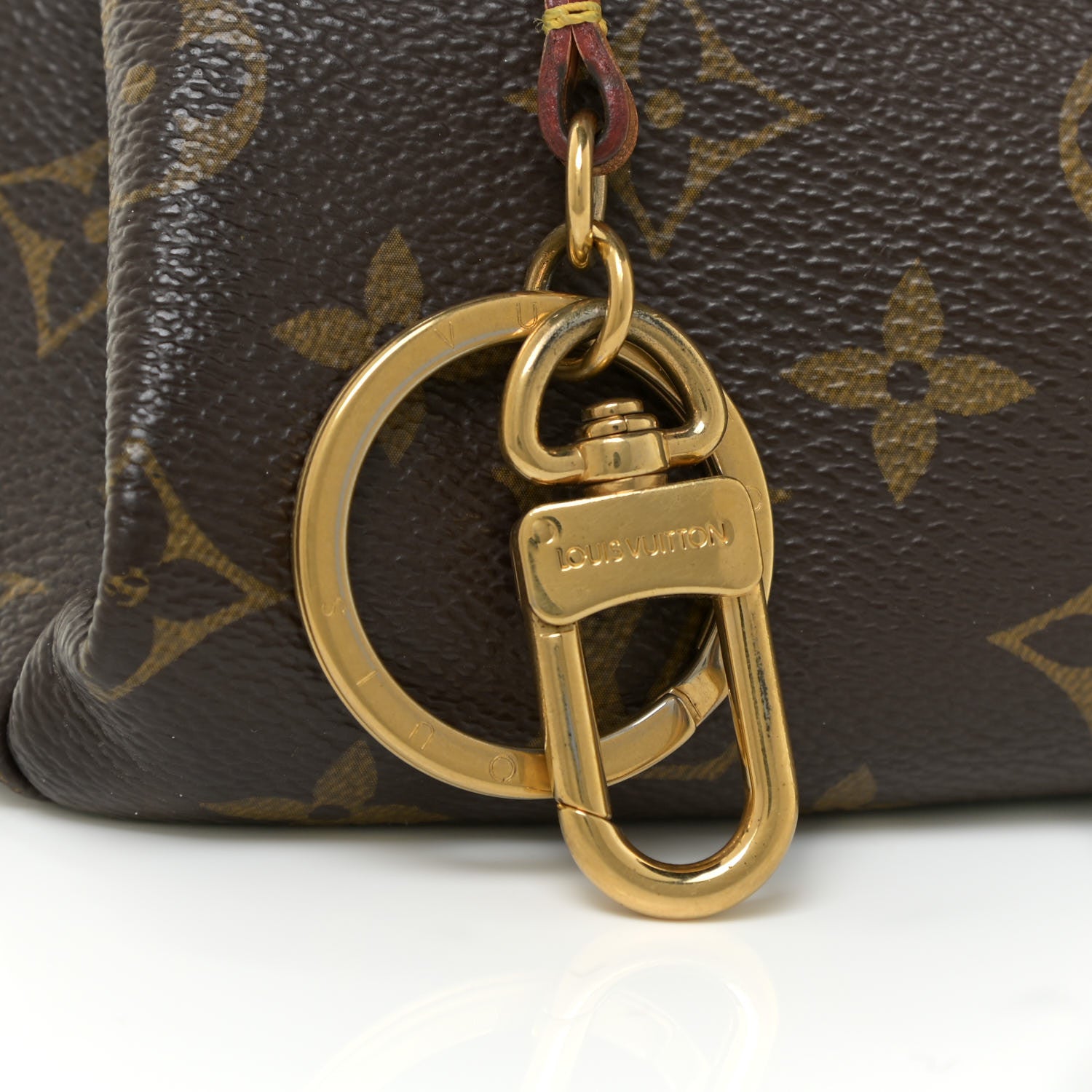 Louis Vuitton Monogram Artsy MM 11 of 11