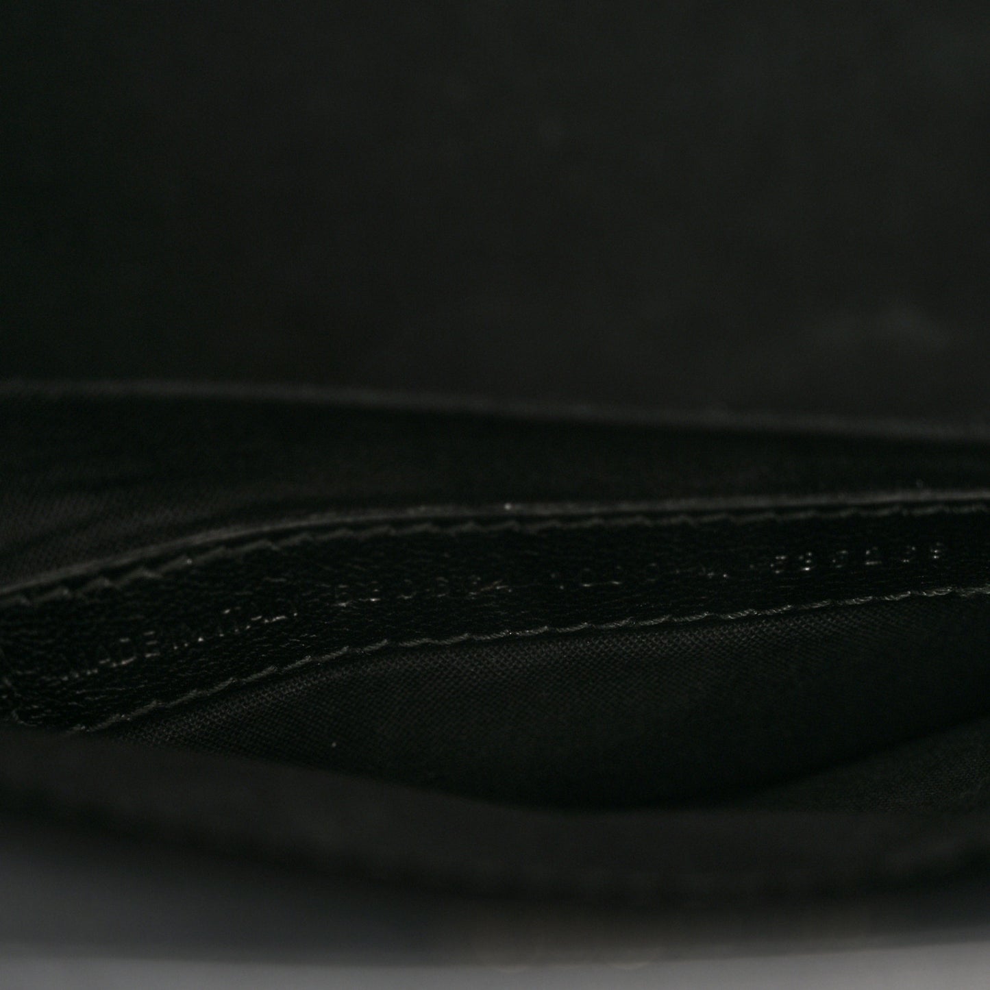 Calfskin Crocodile Embossed Medium Sharp Tote Black