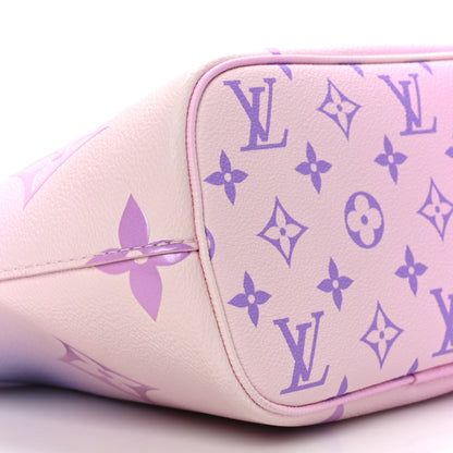 Louis Vuitton Monogram Giant Spring In The City Marshmallow Hobo PM Sunrise Pastel 7 of 8