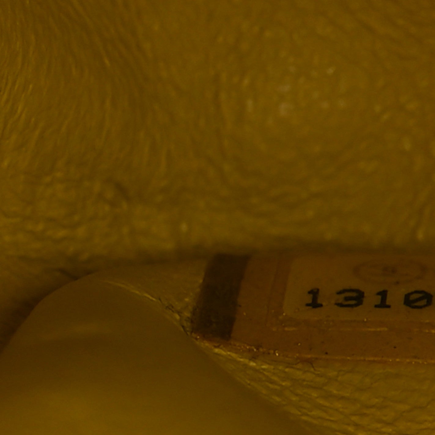 Caviar Quilted Maxi Single Flap Yellow