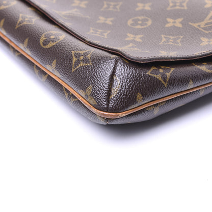 Louis Vuitton Monogram Musette Tango Long Strap 11 of 14