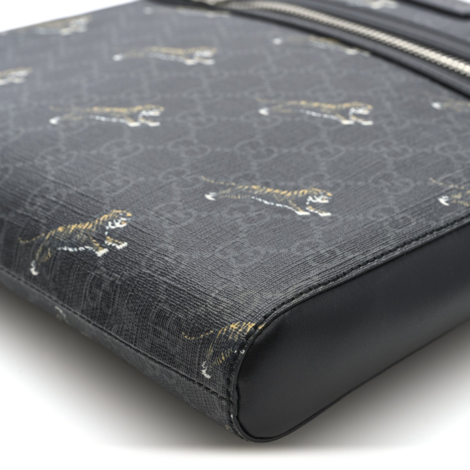 Gucci GG Supreme Monogram Tigers Web Messenger Bag Black