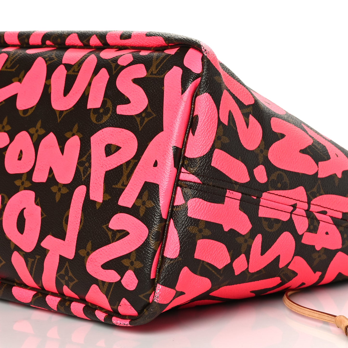 Monogram Graffiti Neverfull GM Fuchsia