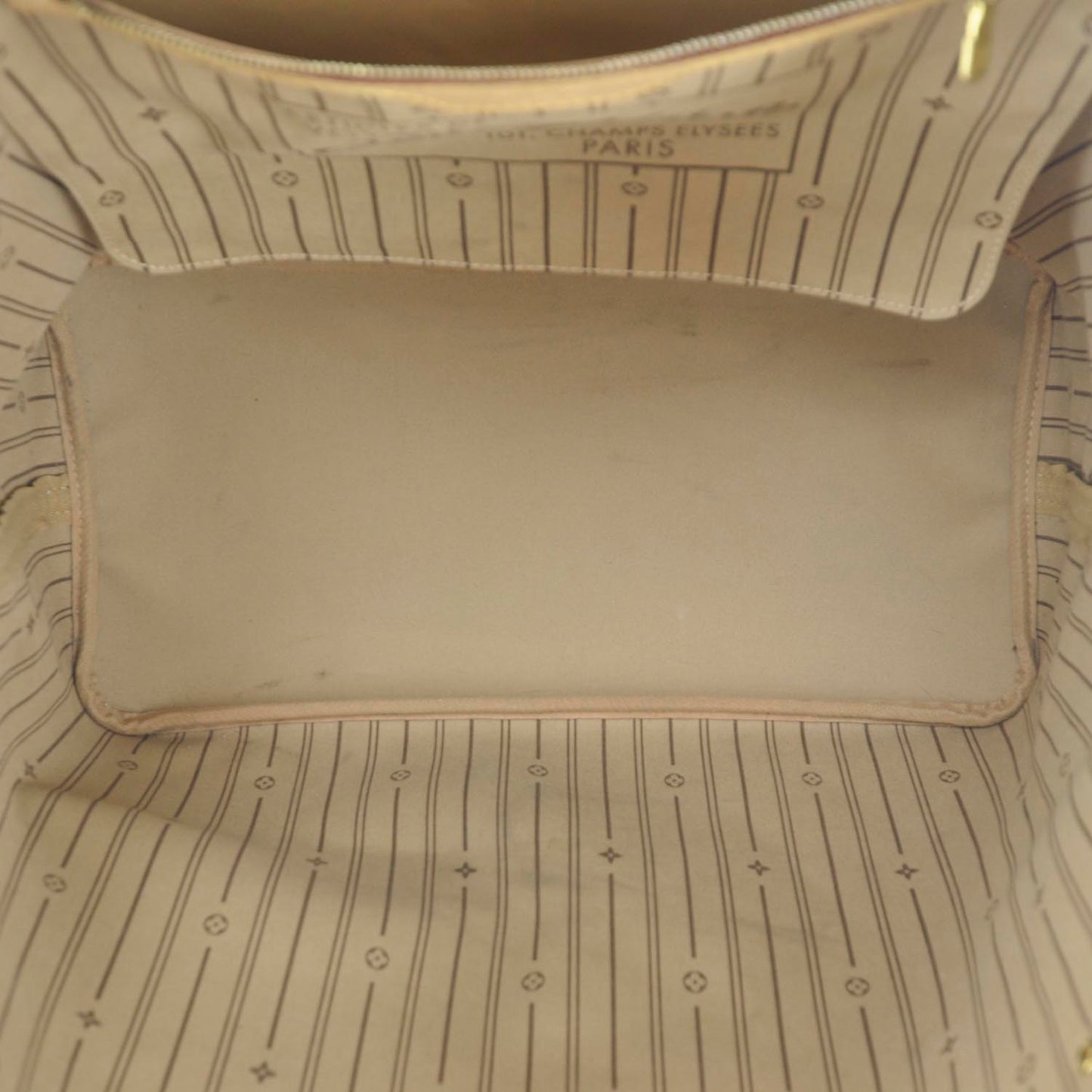 Monogram Neverfull GM Shoulder Bag