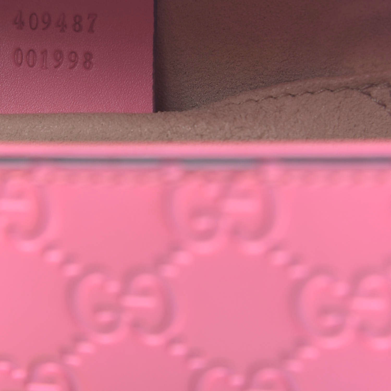 Gucci Guccissima Small Padlock Shoulder Bag Flush 10 of 11