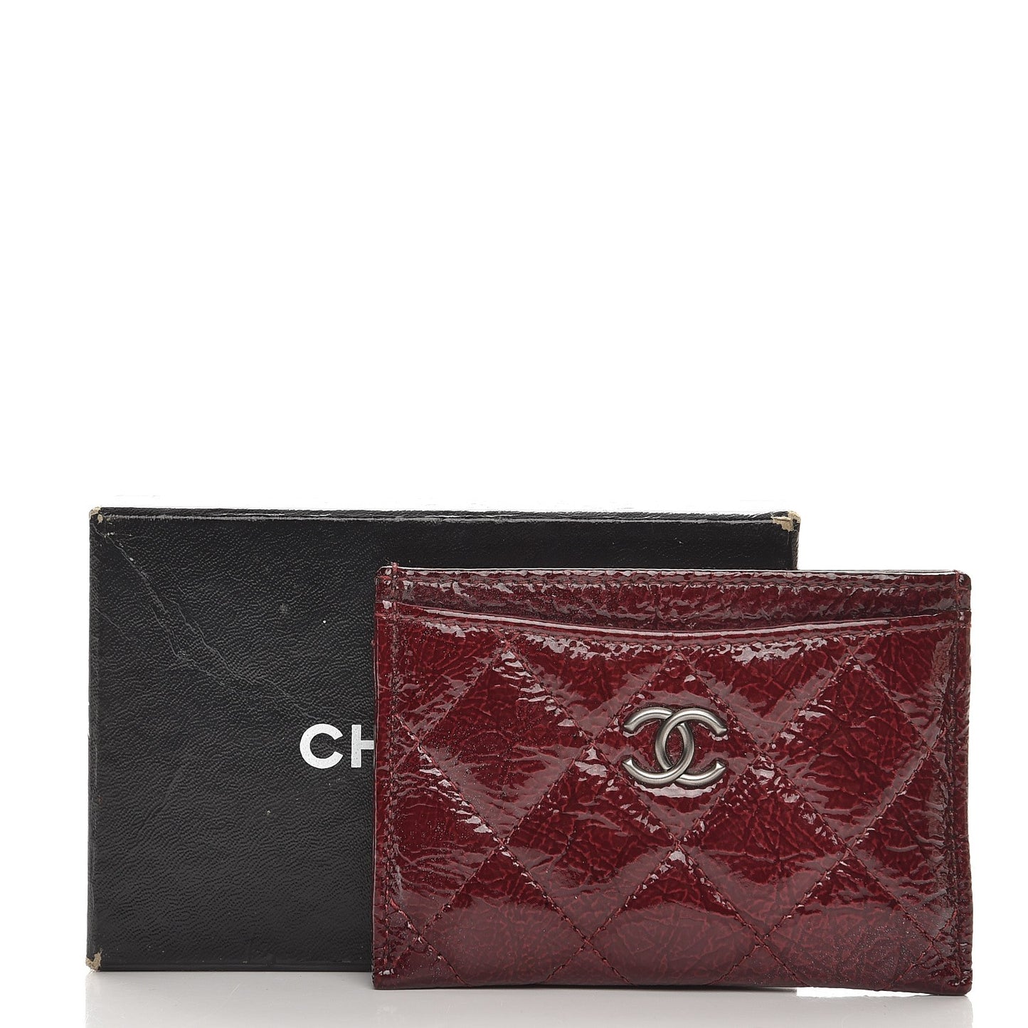 Distressed Patent Quilted Card Holder Bordeaux