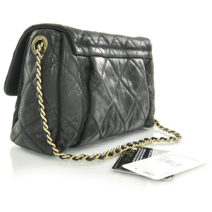 Chanel Iridescent Calfskin Chic Quilt Flap Black 3 of 9