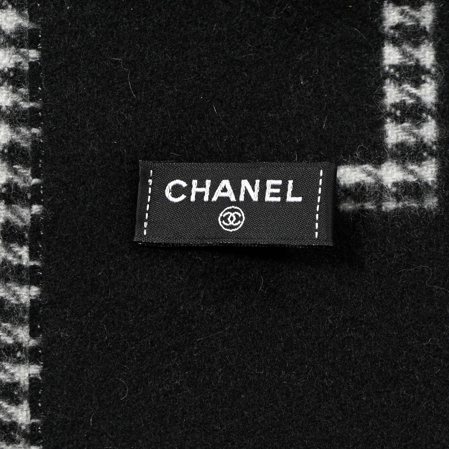 Cashmere CC Stole Black Grey