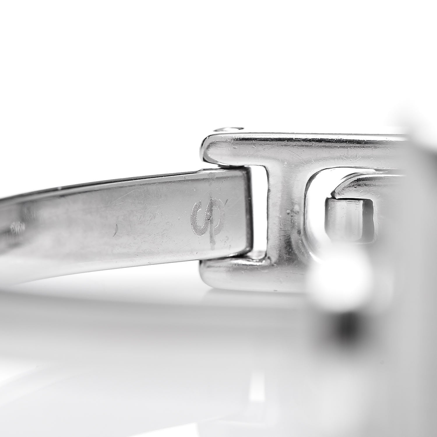 Gucci Stainless Steel 19mm 1900L Quartz Watch 6 of 7