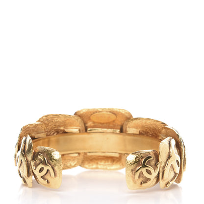 Chanel CC Cuff Gold 3 of 5